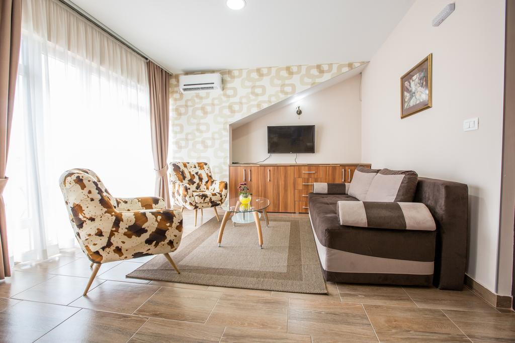 Apartmani Mg Nikšić Екстериор снимка